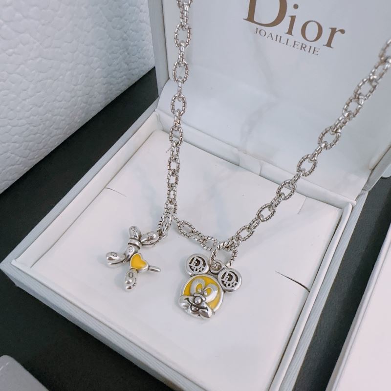 chr1st1an D10r necklaces